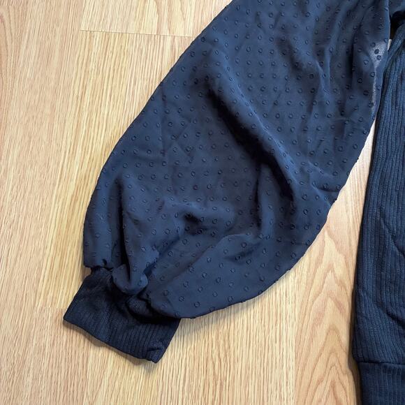 Sheer Sleeve Mockneck Shirt - Picture 3 of 7